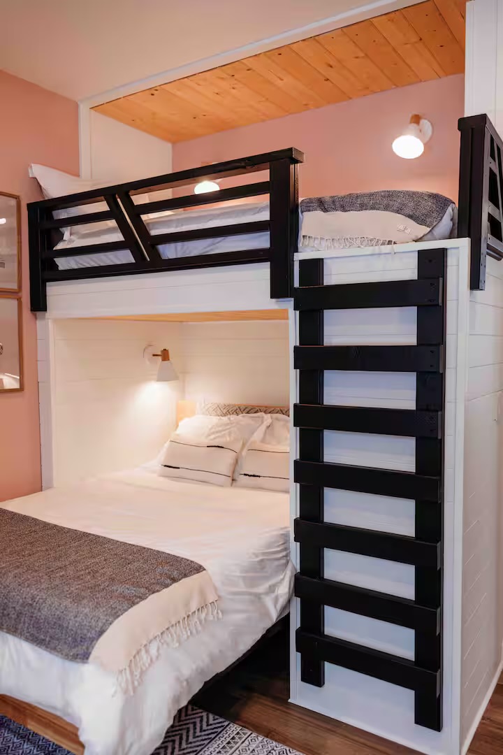 Downstairs bedroom with full-over-twin-XL loft bed